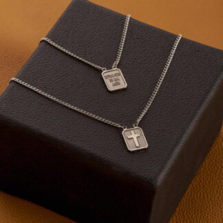 Escapulário de Aço Cruz e Livrai-nos do Mal 14x11mm 60cm + Estojo Luxo